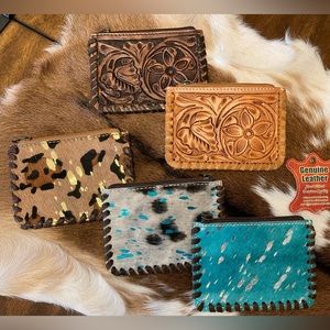 🌵 Cowhide Leather Card Holder🌵 Reduced from $39. Bottom 2 turquoise available.